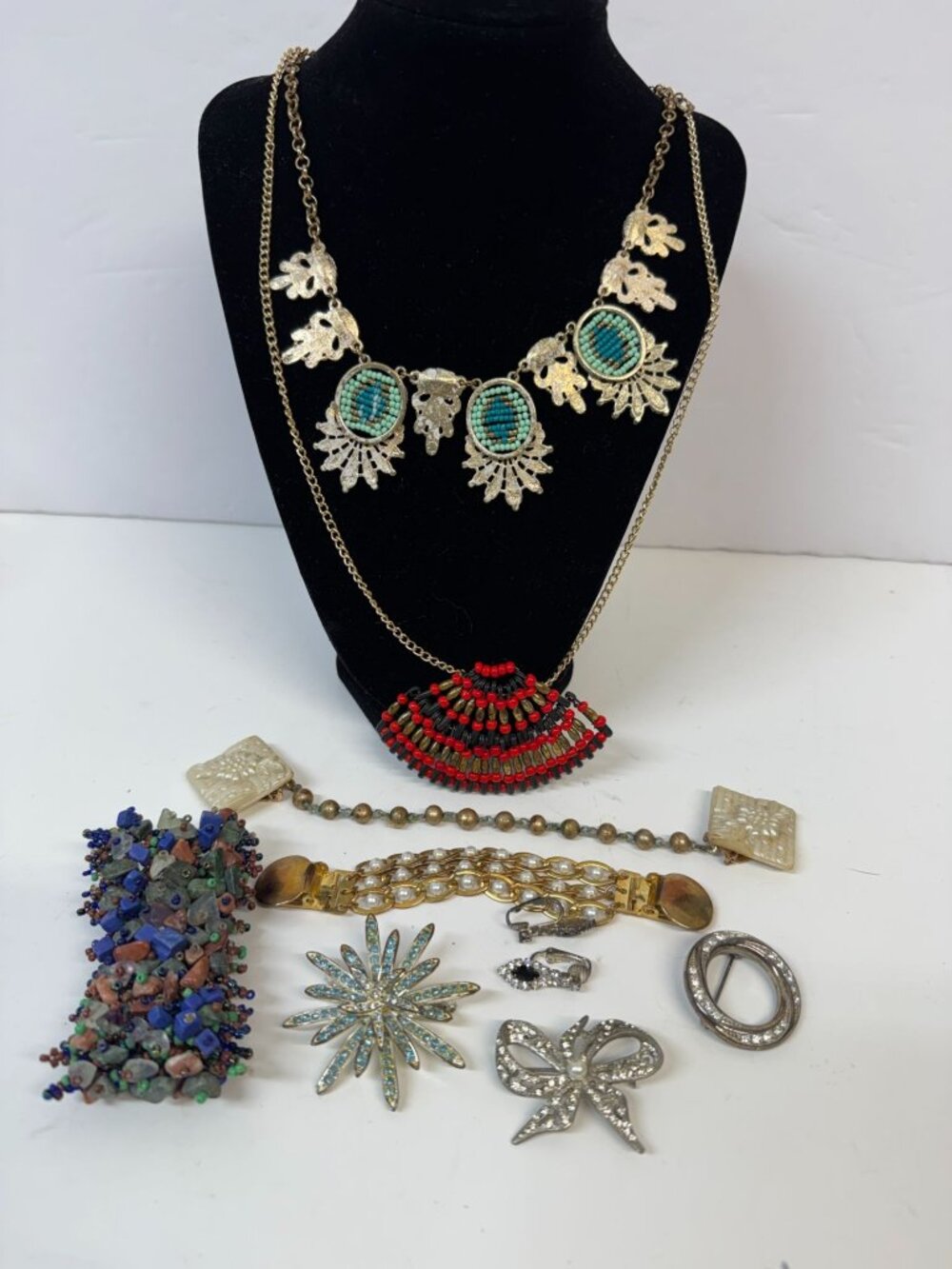 Costume jewelry lot -Sweater clip ons -Necklace Rhinestone pins